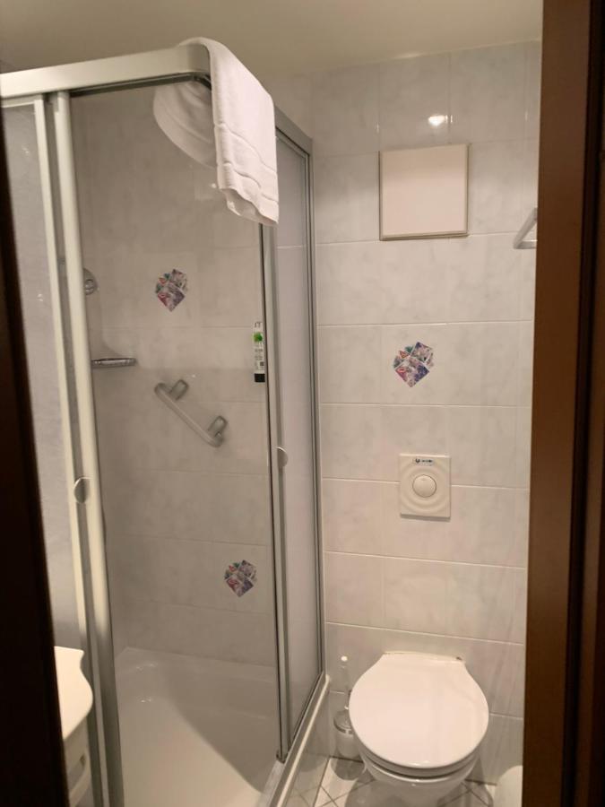 Hotel Hofgarten Bad Buchau Buitenkant foto