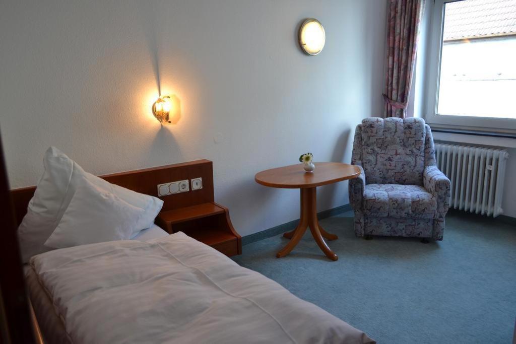 Hotel Hofgarten Bad Buchau Buitenkant foto